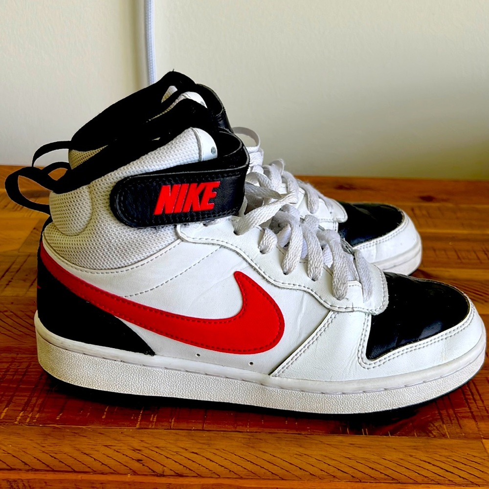 Nike shoes